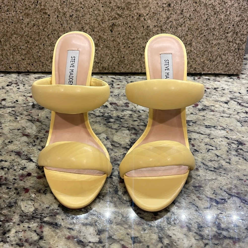 Steve Madden Yellow Heels | Size 9M | NWOT/B